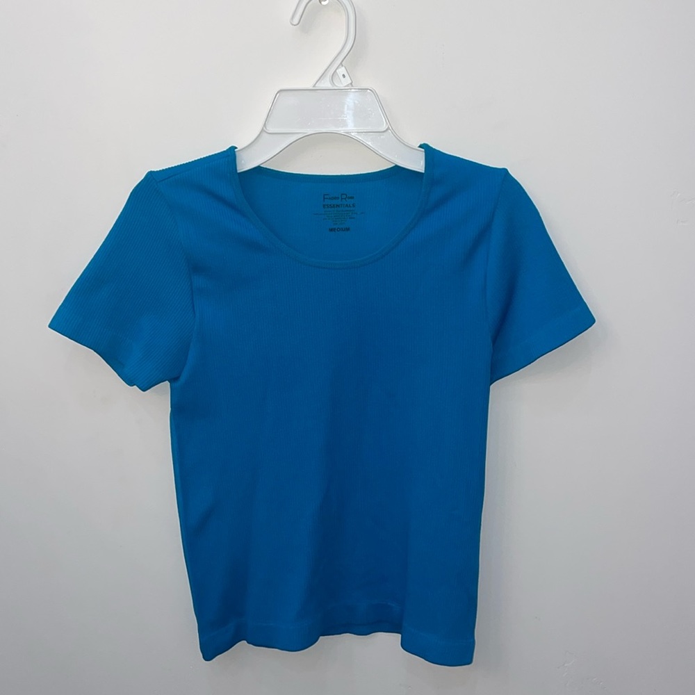 Blue short sleeve workout top!